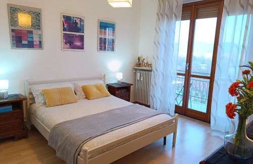 Mirafiori Sud Apartment | L'Appartamento sul Parco - Peaceful Stay, Stunning View & Free Parking