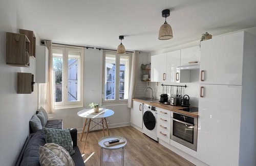 Douai Apartment | L'Appartement Green Wood ★T2 cosy hyper center ★