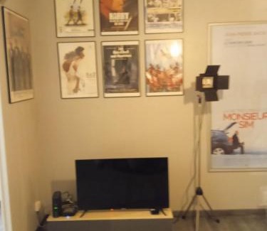 Sedan Apartment | L'appt du vieux qui ne voulait pas fêter son anniversaire