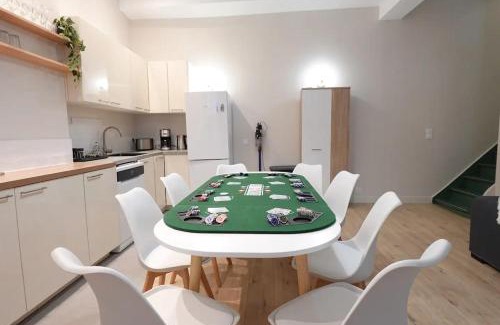Arras Apartment | L'As d'Aubert - 8 pers - Centre