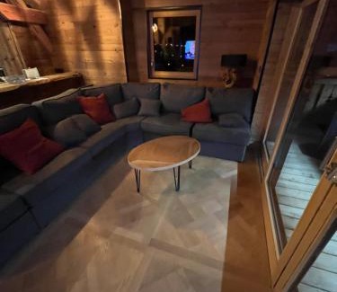 Valloire Apartment | L'Ascension - Appartement de standing avec vue "Les Aiguilles"