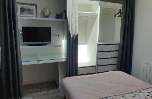 Auxerre Apartment | L'Atelier