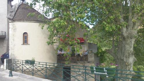 Mollans-sur-Ouveze House | L'Aubépine