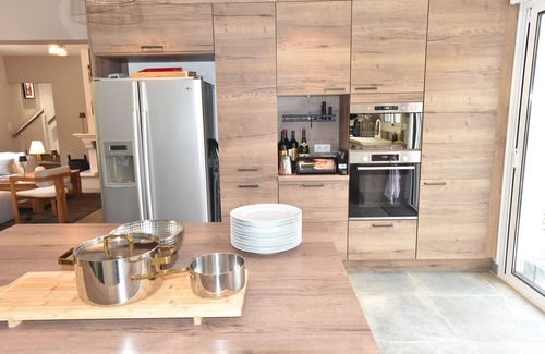 Buthiers Villa | L'Eden Roches, indoor pool, rocks, immersion in the Fontainebleau forest