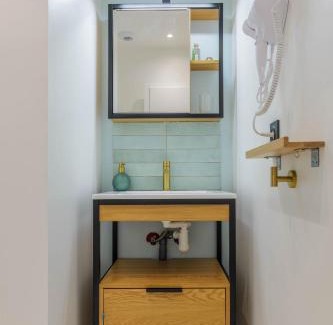 Lomme Apartment | L'Elégance, Suite Premium - Lille Lomme - Netflix