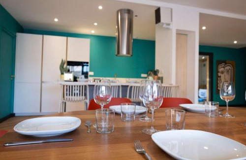 Acquigny Villa | L'Escapade d'Acquigny, Piscine, Foot Five, Salle de sport, BabyFoot