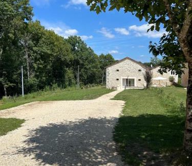 Trelissac House | L Etable à bois