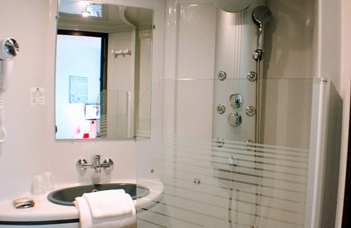 Romilly-sur-Seine Hotel | L'Hôtel Le Marais Romilly Sur Seine Centre