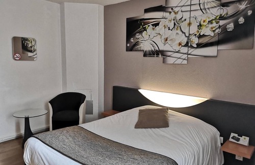 Romilly-sur-Seine Hotel | L'Hôtel Le Marais Romilly Sur Seine Centre