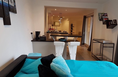 Miribel-les-Echelles Apartment | L'Hacienda en Chartreuse