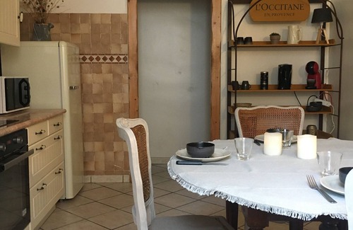 Caunes-Minervois House | L'incarnat est une Maison Apaisante au Sein du Village