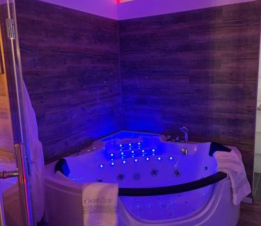 Virsac Apartment | L'Instant Cocon Love Room Hébergement Insolite