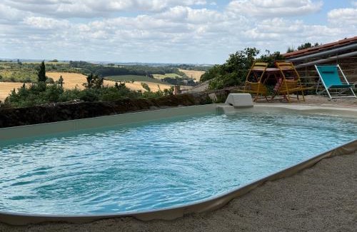 Saint-Felix-Lauragais Apartment | L'intendance - calme et cosy, vieilles pierres