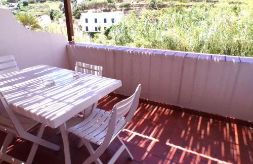 Ponza House | L'Isolana Case Vacanza Alloro 1