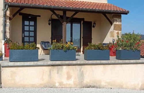 Chateau Bed & Breakfast | L OLIVIER DE ST LEGER