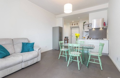 Lingotto Apartment | L'orizzonte con vista sulla collina