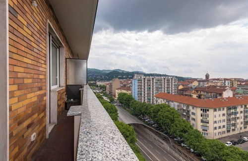 Lingotto Apartment | L'orizzonte con vista sulla collina