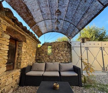 Mollans-sur-Ouveze House | L'Oustaou des Monges