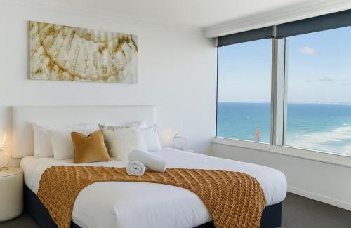 Surfers Paradise Apartment | L55 Luxury 4BR City And Ocean View Apartment with SPA