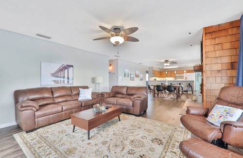 Vilano Beach House | La Anahi - Oceanfront Vacation Rental