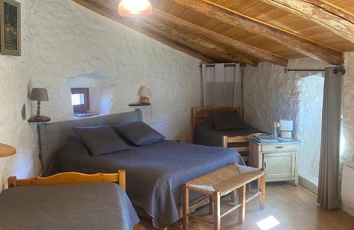 Bains Bed & Breakfast | La Barbelotte