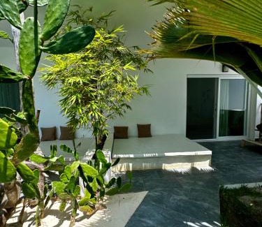 Kiwengwa Bed & Breakfast | La Base Hotel