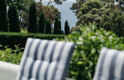 Le Pradet Villa | La Bastide - Provençal villa on the waterfront