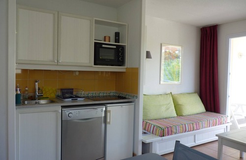 La Baule-Escoublac Apartment | LA BAULE BEACH 5 minutes walk TERRACE 15 m² overlooking wooded park Swimming pools