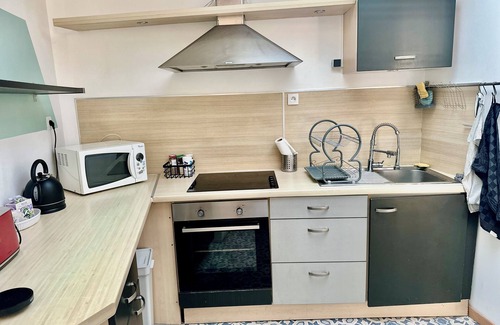 Croix House | La Belle Échappée: Cozy house near Lille, close to all amenities & parc barbieux