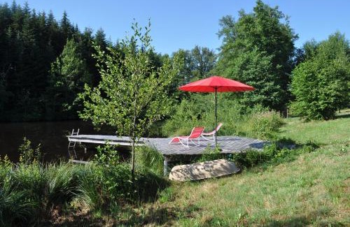 Faucogney-et-la-Mer Bed & Breakfast | "La Belle Chambre" dans une ferme avec etang privé dans la région des Mille Etangs Faucogney-et-La-Mer