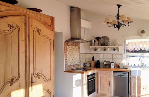 Cotignac Ski Chalet | La Belle Etoile : private garden and terrace with exceptional setting