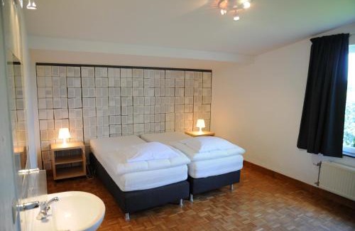 Noiseux House | La Bibliothèque