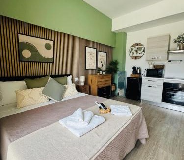 Municipio 2 Apartment | La Botanica Suite Apartment - Bari Central Station