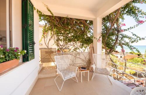 Alcamo Marina House | La Bougainvillea casa vacanze