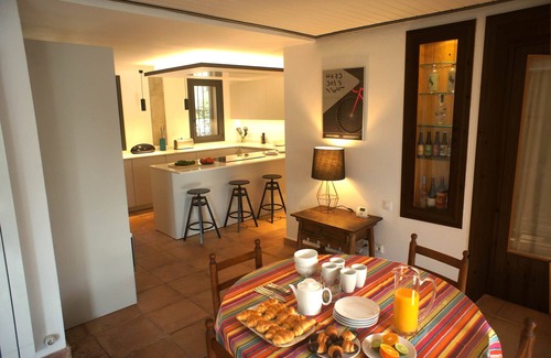 Pedrinya Villa | La Bruguera de Púbol Villa & Eco Retreat Centre