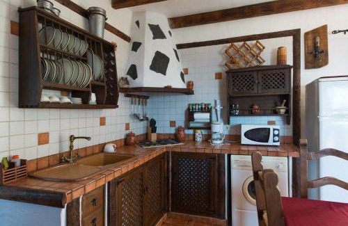 Frontera House | La Brujita