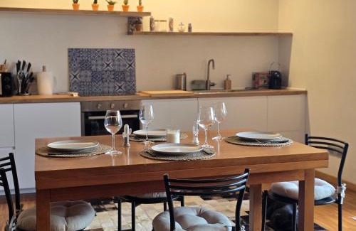 Como Apartment | La BuCa - in Como - Elegant apartment, 150 sq m - Private covered parking - Private terrace - Just 1300 mt from downtown