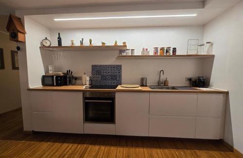 Como Apartment | La BuCa - in Como - Elegant apartment, 150 sq m - Private covered parking - Private terrace - Just 1300 mt from downtown