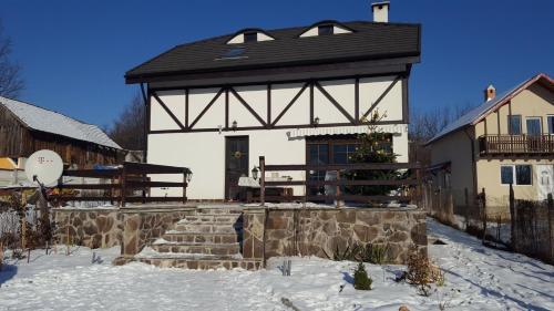 Cisnadioara House | La Bunica