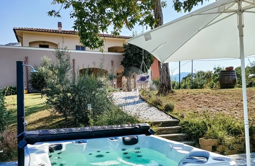 Lamporecchio House | La Cantina-Cozy apartment in a Modern Country House in the heart of Tuscany