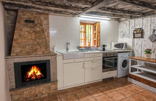 Fresnedo House | La Carrozal Senda del Oso Rural House