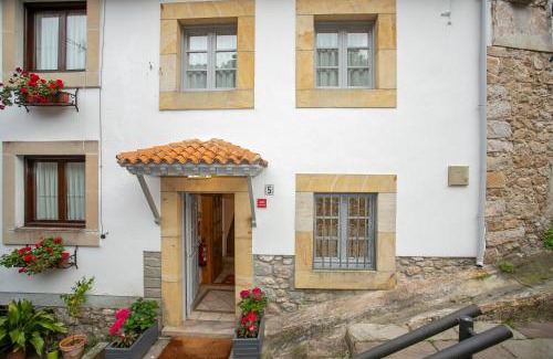 San Vicente de la Barquera House | La Casuca de las Escalerillas