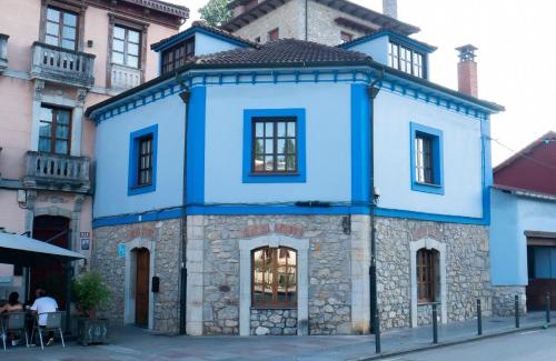 Las Caldas House | LA CASA AZUL DE LAS CALDAS