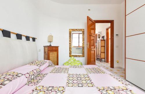 Trani House | La Casa Bianca by BarbarHouse