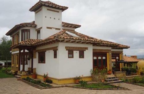 Soacha House | La Casa Colonial
