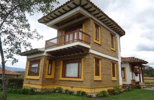 Soacha House | La Casa Colonial