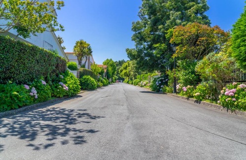 Sanxenxo House | La casa de los illos, casa completa con piscina en Sanxenxo