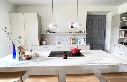 Reocin Villa | La Casa de los Miradores en Rudaguerann