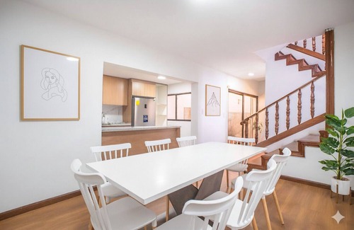 Cuenca House | La Casa de los Momentos Para Familias