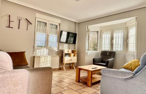 Hazas de Cesto House | La Casa de Praves